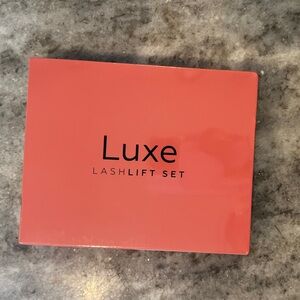 Luxe Lash Lift /Perm Kit - tint sold separately (see listing to bundle)